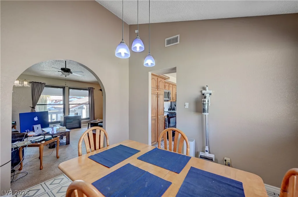 3568 Taos, Las Vegas, NV 89121