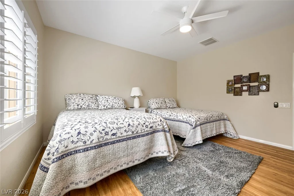 10505 Howling Coyote, Las Vegas, NV 89135