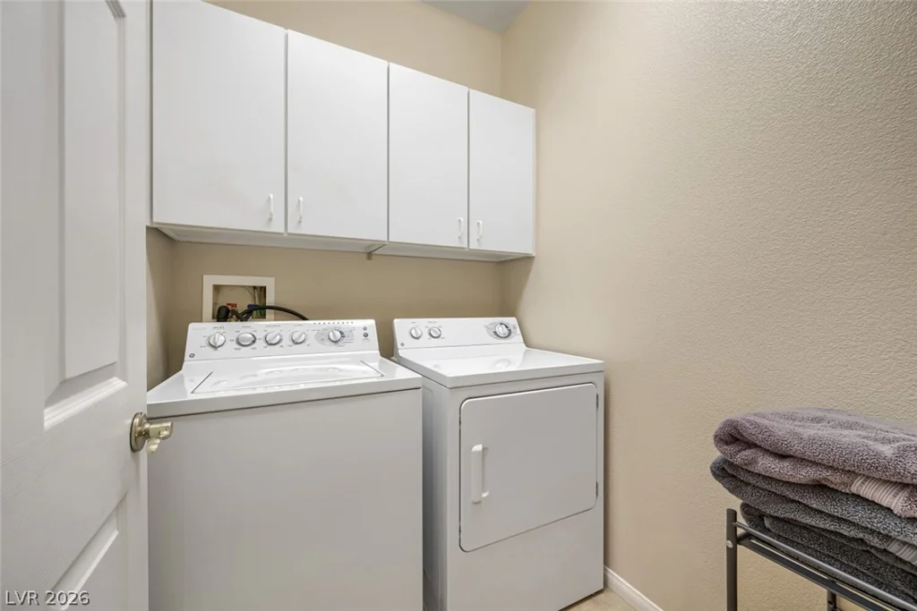 10505 Howling Coyote, Las Vegas, NV 89135