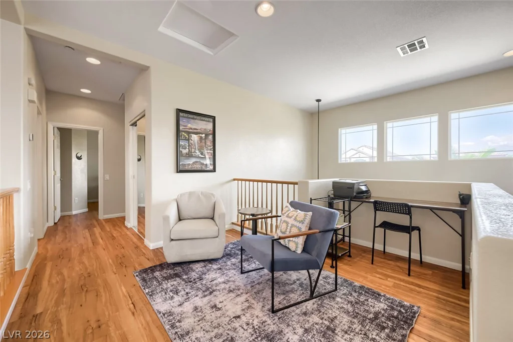 10505 Howling Coyote, Las Vegas, NV 89135