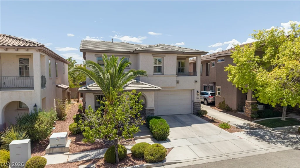 10505 Howling Coyote, Las Vegas, NV 89135