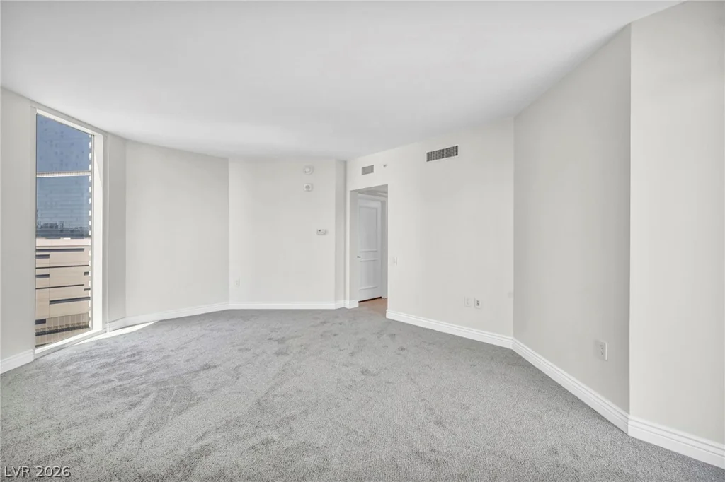 2777 Paradise, Las Vegas, NV 89109