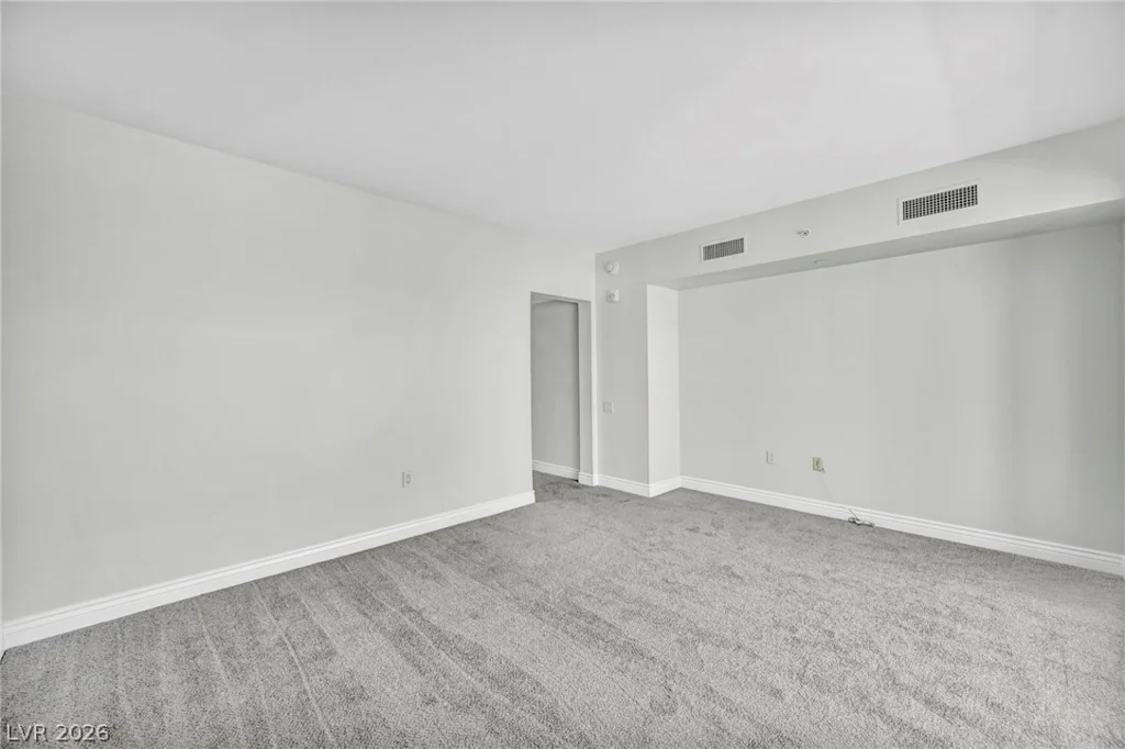 2777 Paradise, Las Vegas, NV 89109