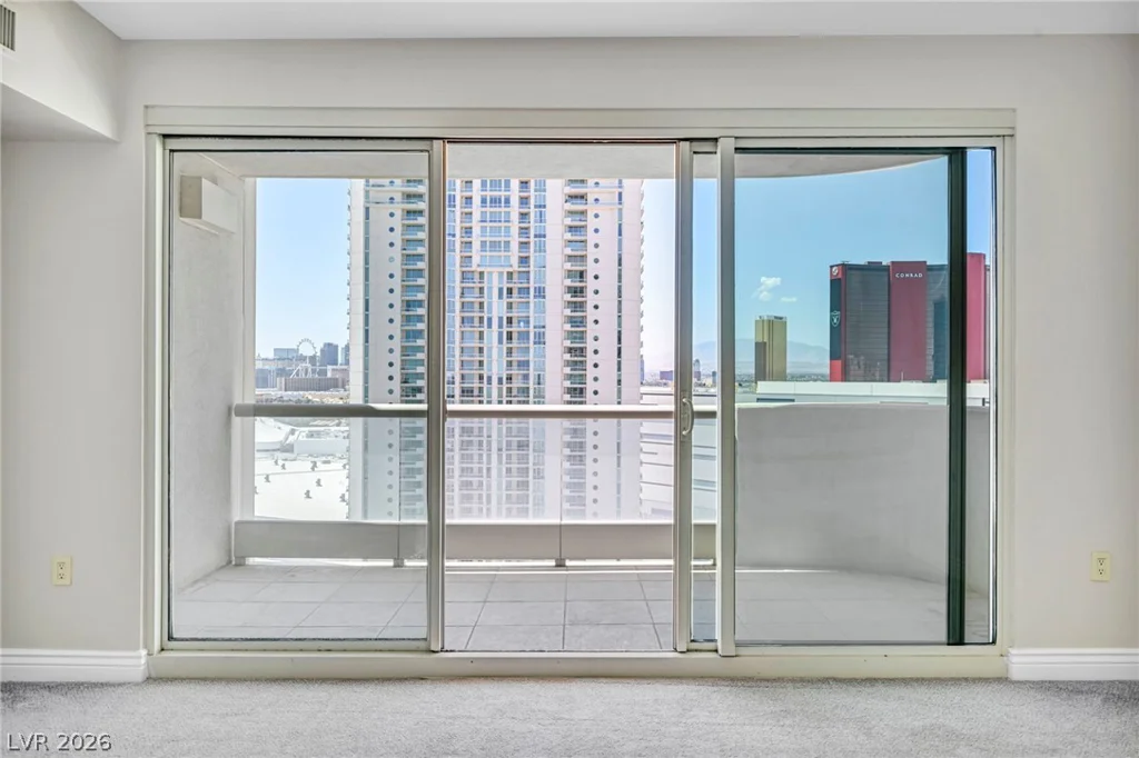 2777 Paradise, Las Vegas, NV 89109