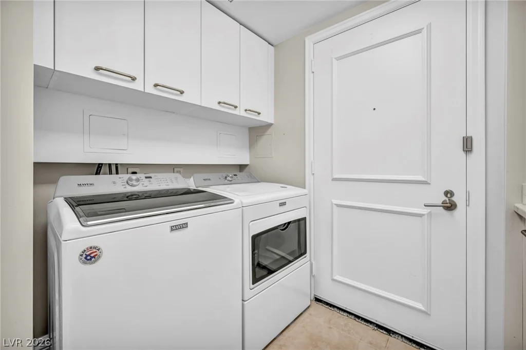 2777 Paradise, Las Vegas, NV 89109