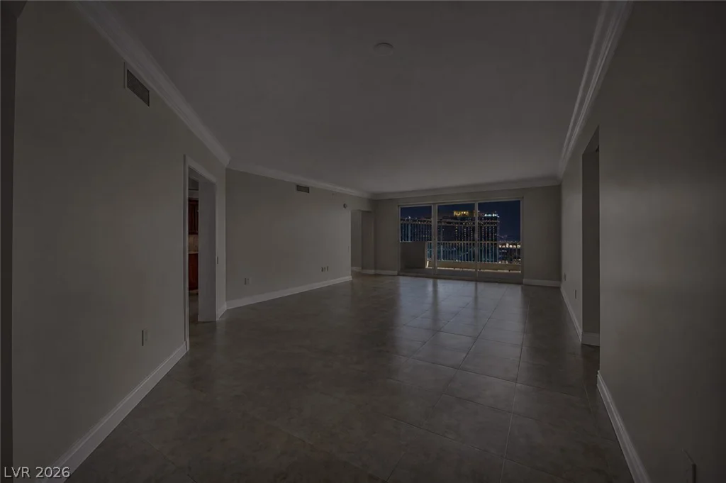 2777 Paradise, Las Vegas, NV 89109