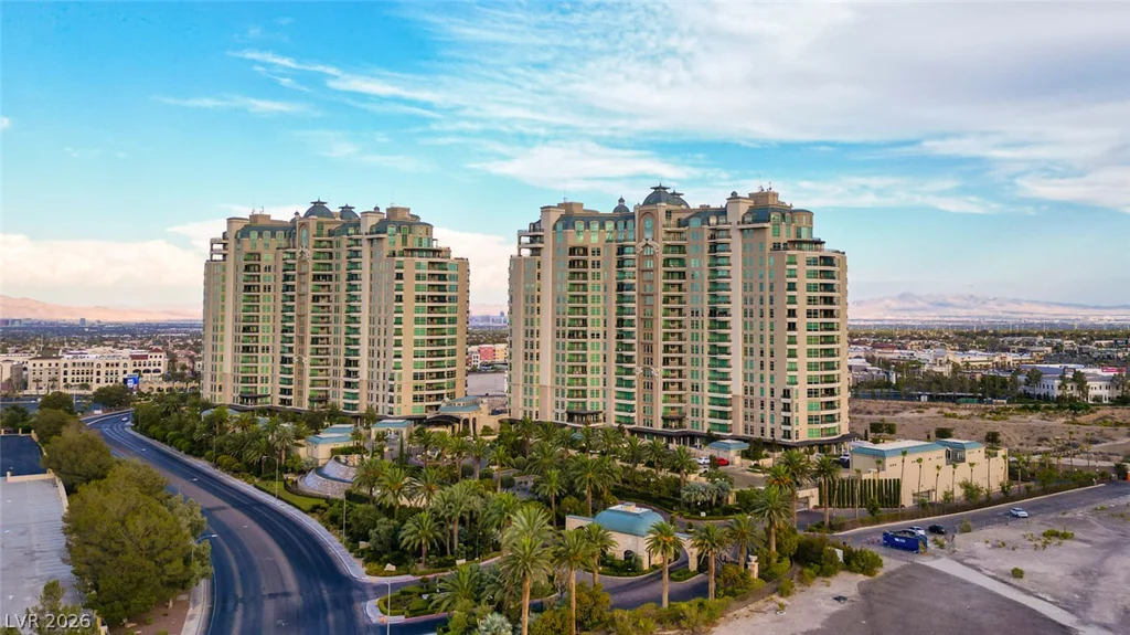 9101 Alta, Las Vegas, NV 89145