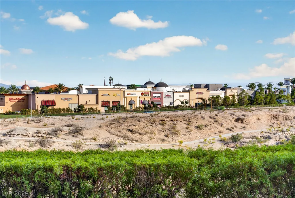 9101 Alta, Las Vegas, NV 89145