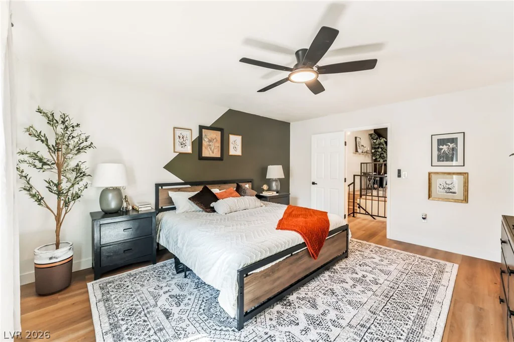 2471 Old Forge, Las Vegas, NV 89121