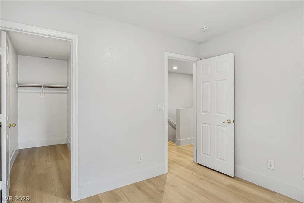 537 Lacabana Beach, Las Vegas, NV 89138