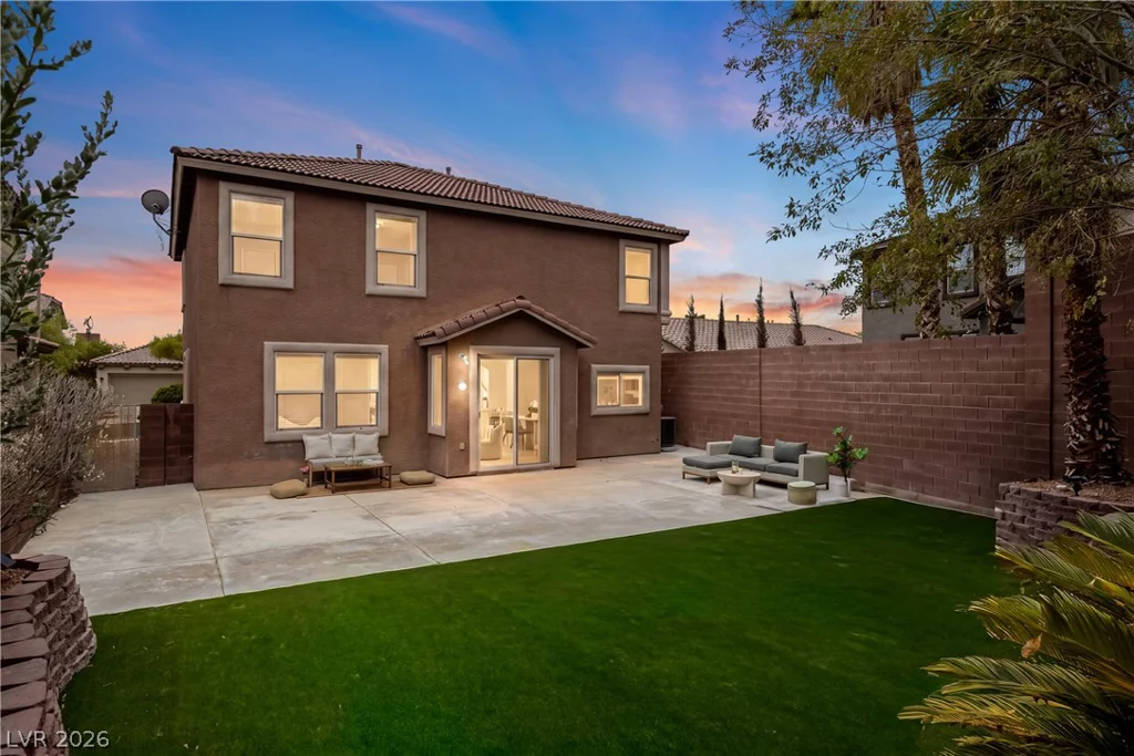 537 Lacabana Beach, Las Vegas, NV 89138