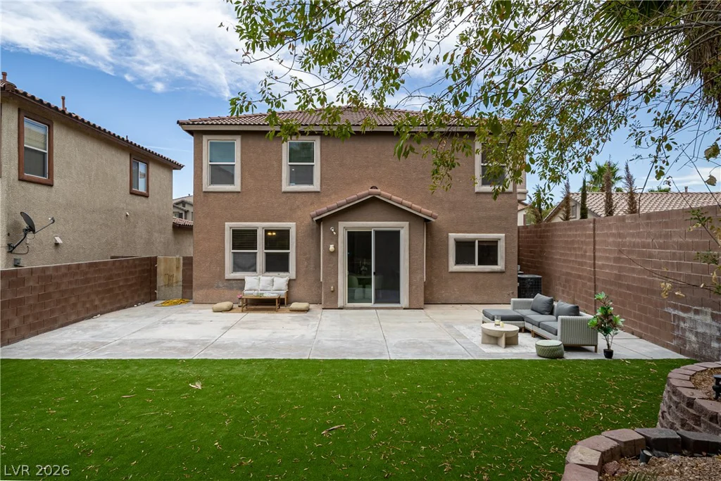 537 Lacabana Beach, Las Vegas, NV 89138