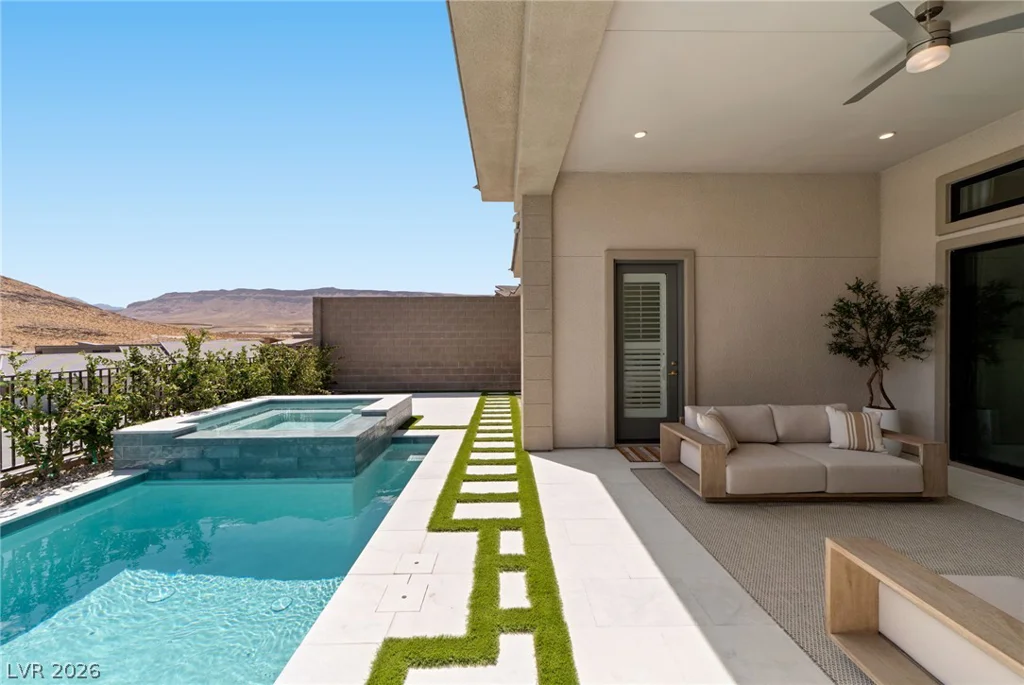 11115 Rolling Vista, Las Vegas, NV 89135