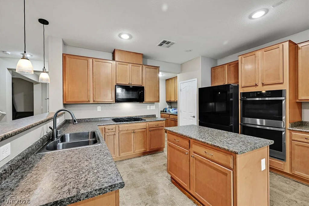 10725 Cape Shore, Las Vegas, NV 89166