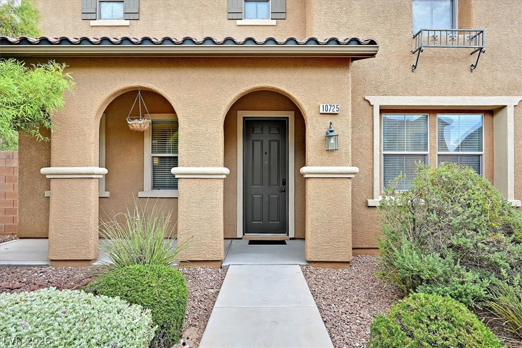 10725 Cape Shore, Las Vegas, NV 89166