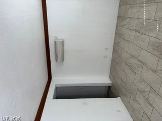 100 Crestline, Las Vegas, NV 89107