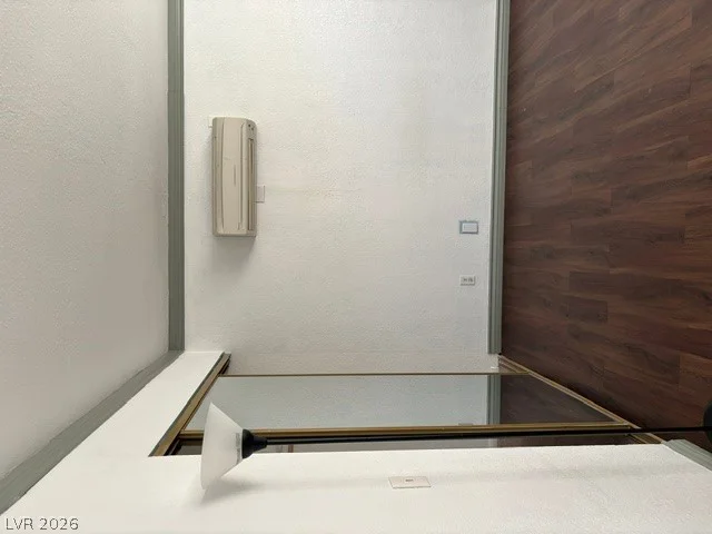100 Crestline, Las Vegas, NV 89107