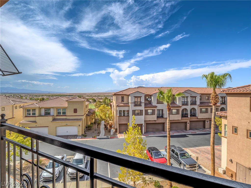 1033 Via Panfilo, Henderson, NV 89011