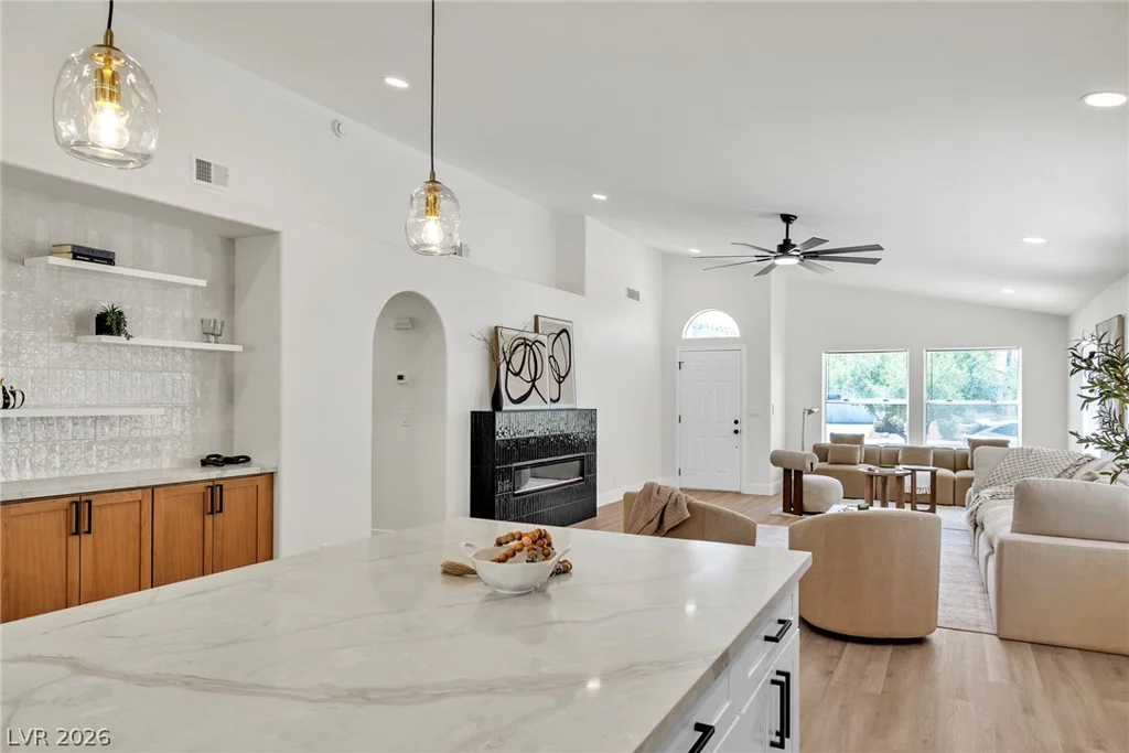 8220 Mt Brodie, Las Vegas, NV 89145