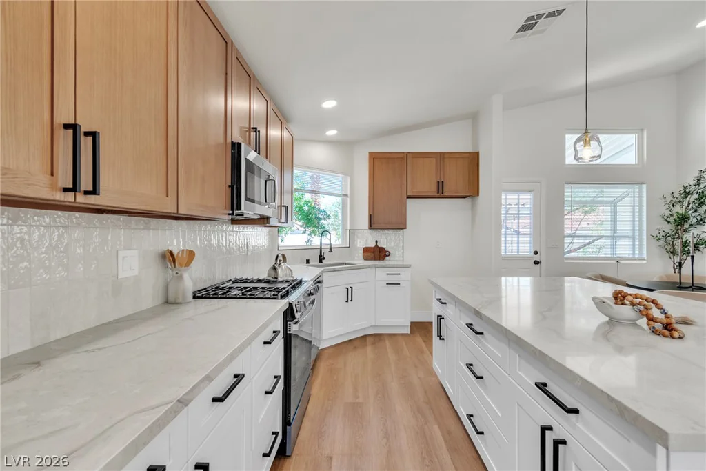 8220 Mt Brodie, Las Vegas, NV 89145