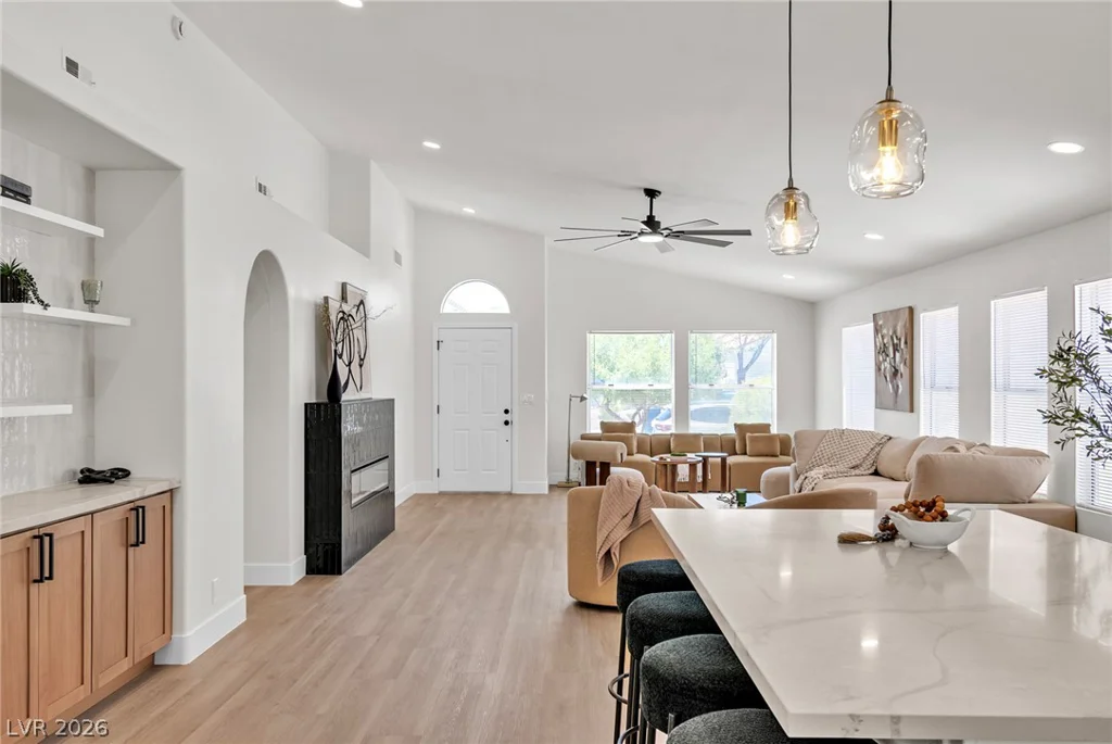 8220 Mt Brodie, Las Vegas, NV 89145
