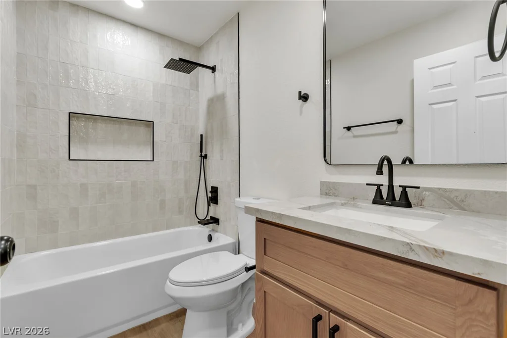 8220 Mt Brodie, Las Vegas, NV 89145