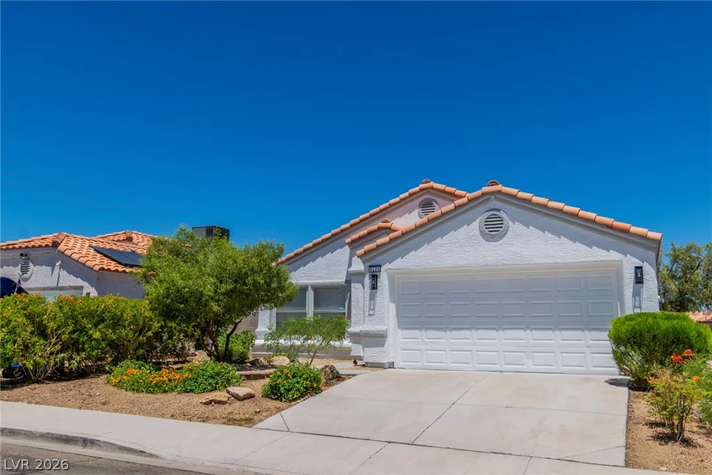 8220 Mt Brodie, Las Vegas, NV 89145