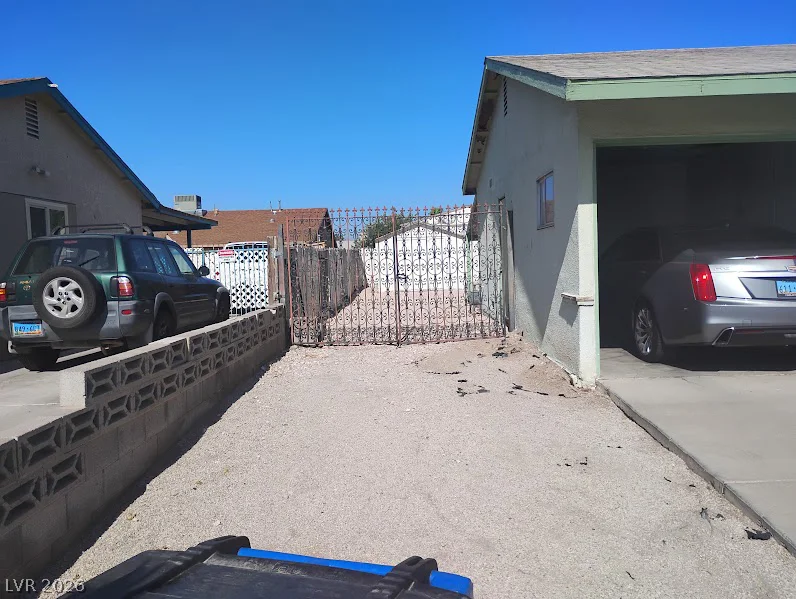 1208 Sandy Cove, Las Vegas, NV 89110