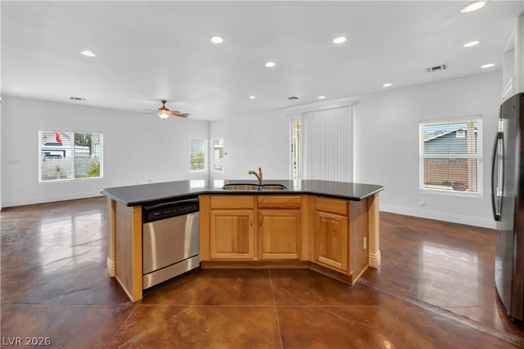 124 Ford, Las Vegas, NV 89123