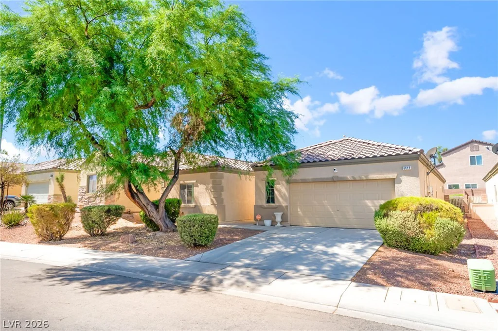 6613 Johnny Love, North Las Vegas, NV 89086