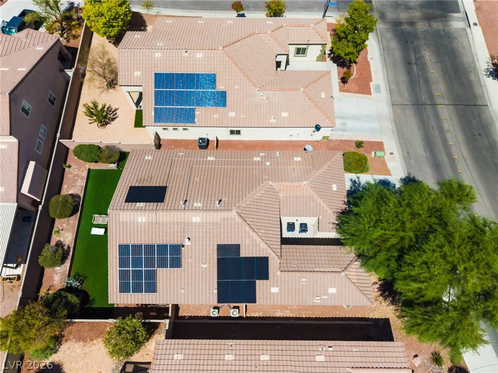 6613 Johnny Love, North Las Vegas, NV 89086