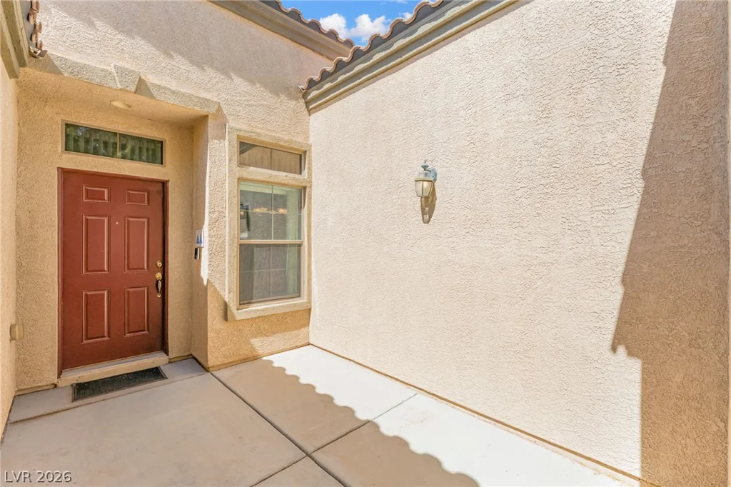 6613 Johnny Love, North Las Vegas, NV 89086