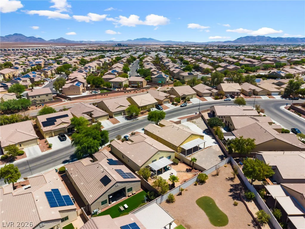 6613 Johnny Love, North Las Vegas, NV 89086