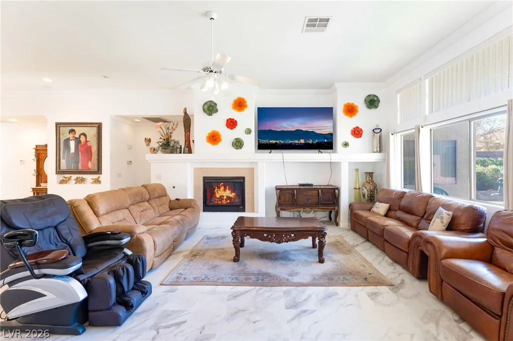 6613 Johnny Love, North Las Vegas, NV 89086
