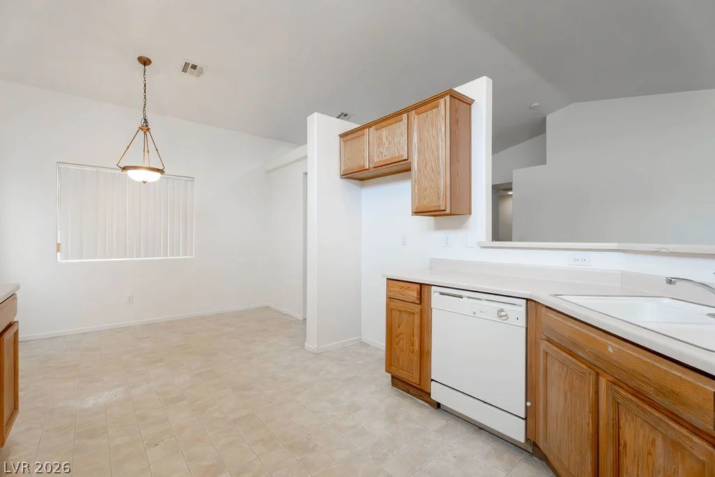 5820 Faye Talor, North Las Vegas, NV 89081