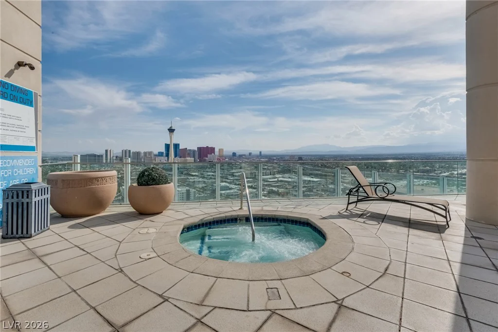 200 HOOVER, Las Vegas, NV 89101