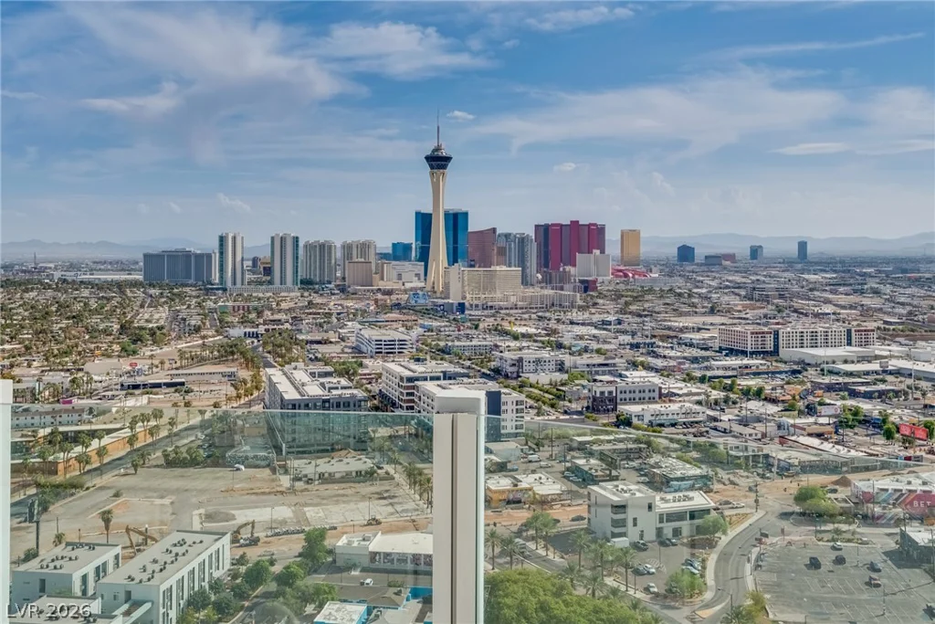 200 HOOVER, Las Vegas, NV 89101