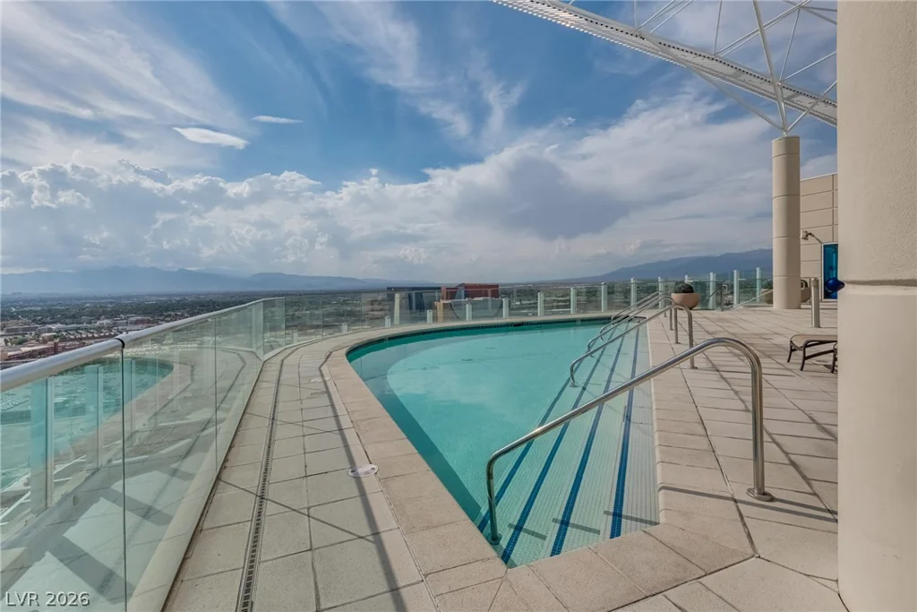 200 HOOVER, Las Vegas, NV 89101