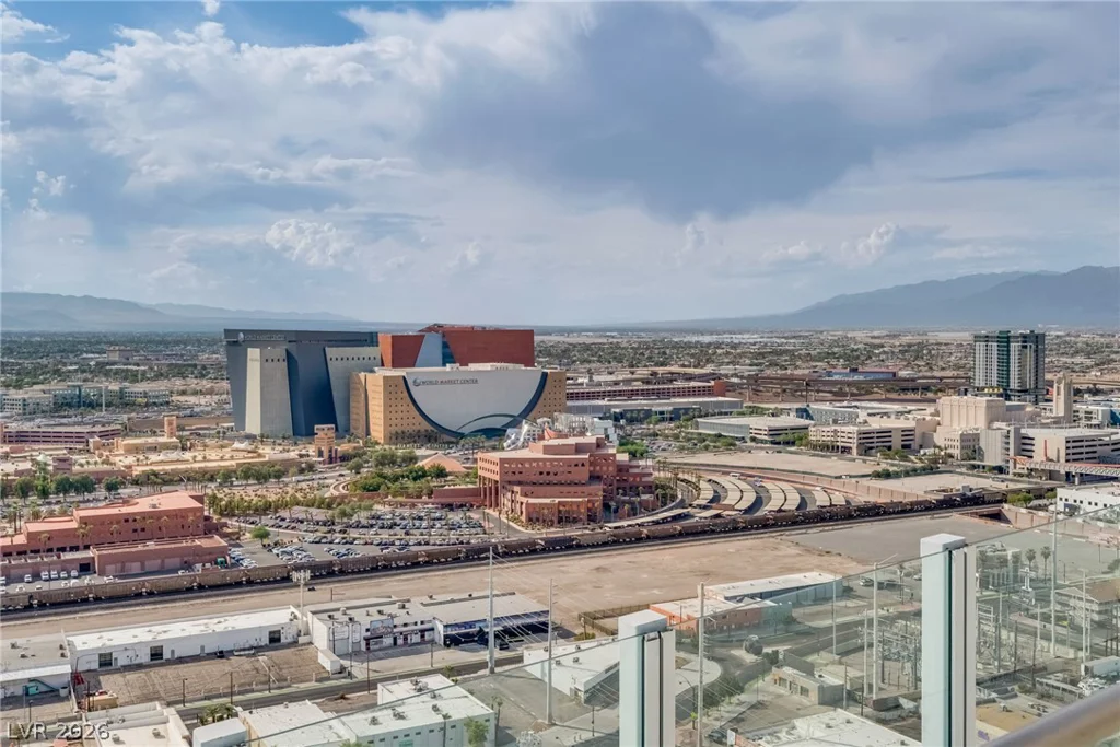 200 HOOVER, Las Vegas, NV 89101