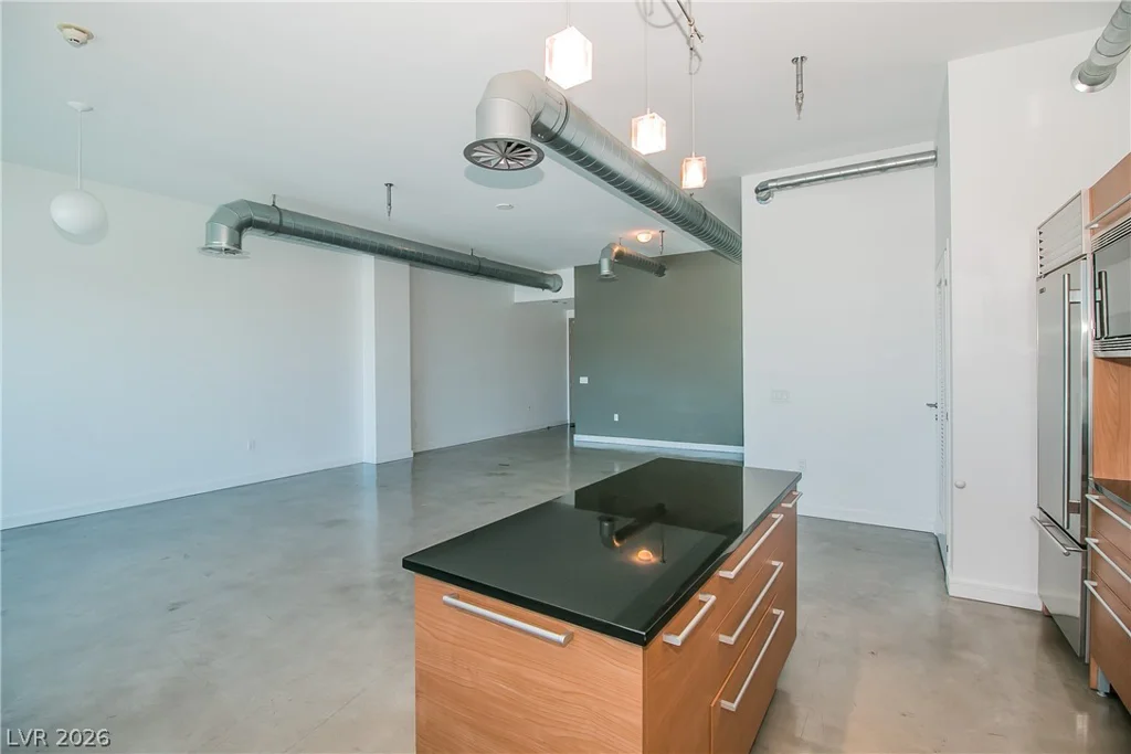200 HOOVER, Las Vegas, NV 89101