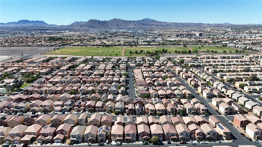 6823 Gold Nugget, Las Vegas, NV 89122