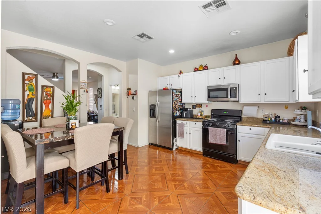 6823 Gold Nugget, Las Vegas, NV 89122