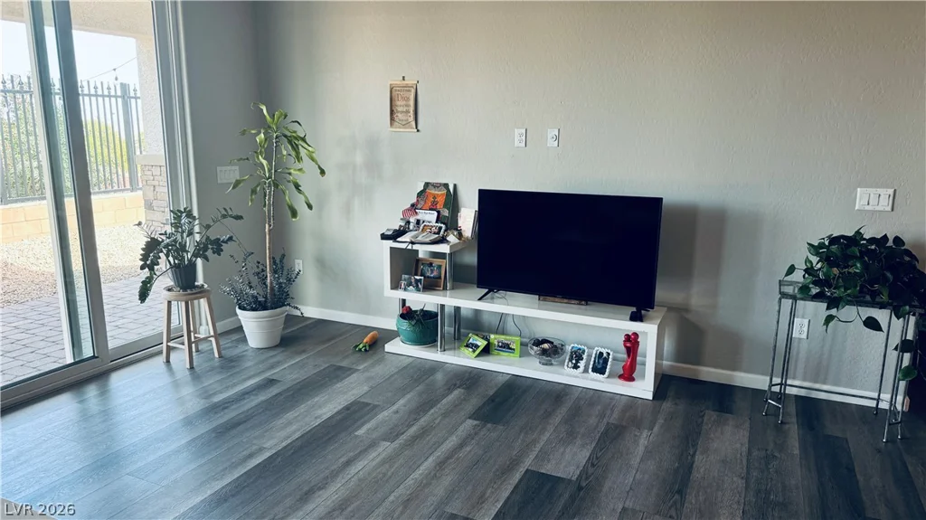 7406 Hadnot, Las Vegas, NV 89166