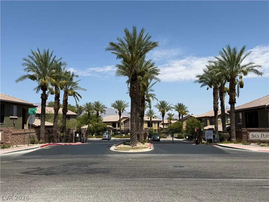 6868 Sky Pointe, Las Vegas, NV 89131