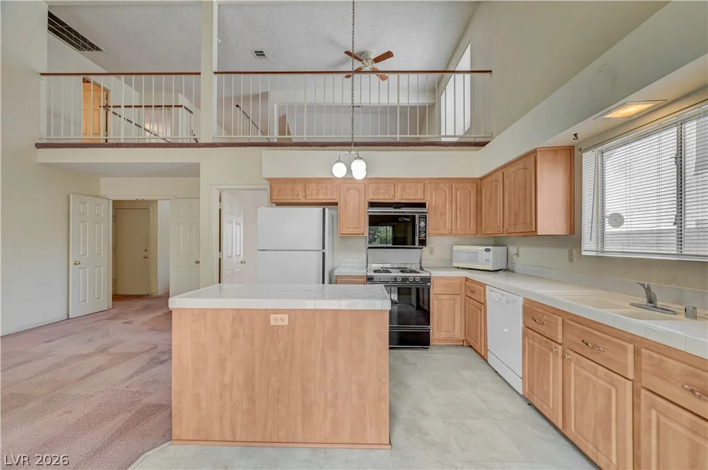 7129 Deepriver, Las Vegas, NV 89129