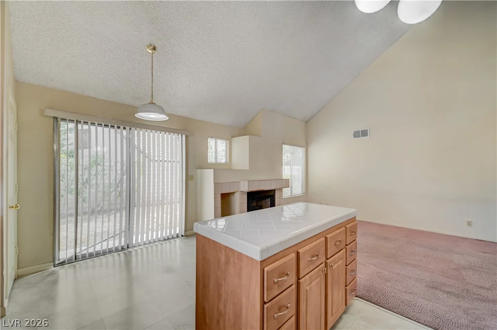 7129 Deepriver, Las Vegas, NV 89129