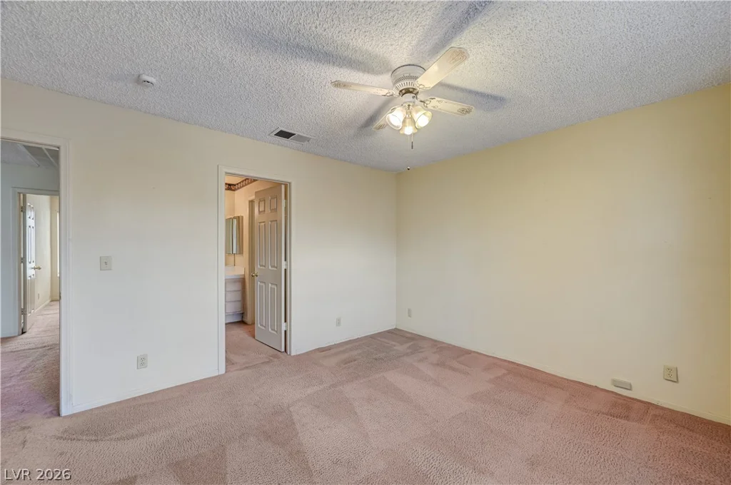 7129 Deepriver, Las Vegas, NV 89129
