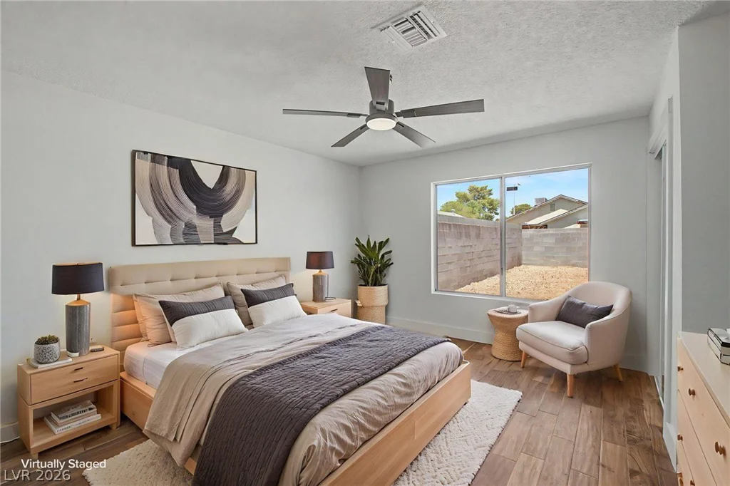 6794 Mangrum, Las Vegas, NV 89103
