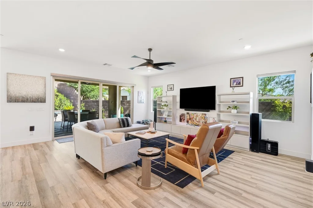 373 Jackalberry, Las Vegas, NV 89138