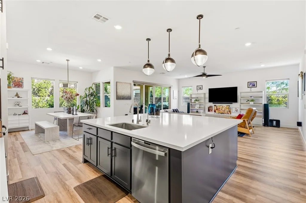 373 Jackalberry, Las Vegas, NV 89138